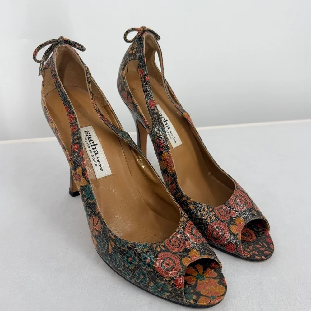Sacha London Floral Leather Peep Toe Heels Size 7 Made in Spain